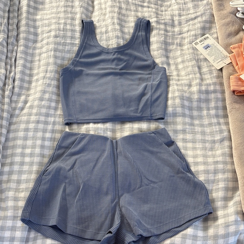 Lululemon Athletica Blue Ribbed Softstreme Set Size 4